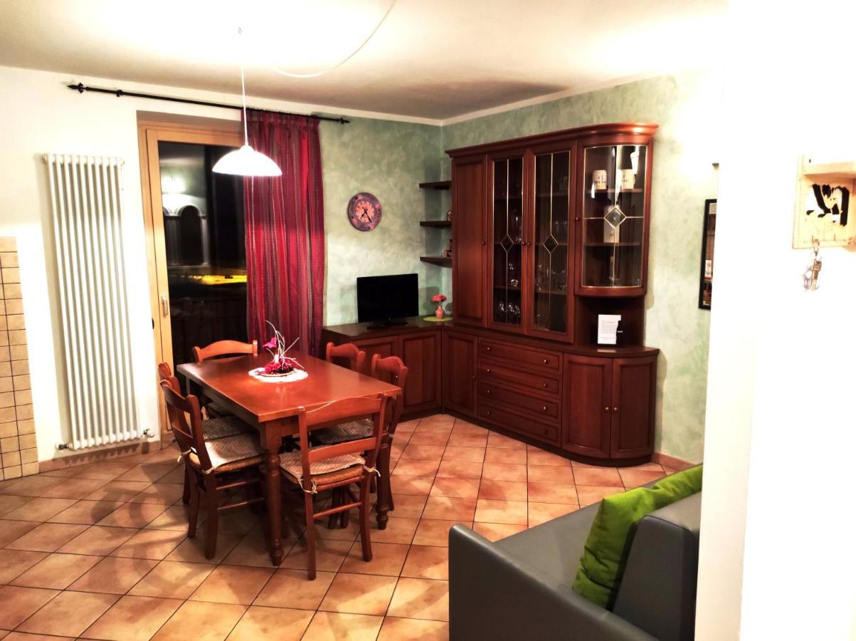 Apartment "Casa Maya" Mezzana  Kültér fotó
