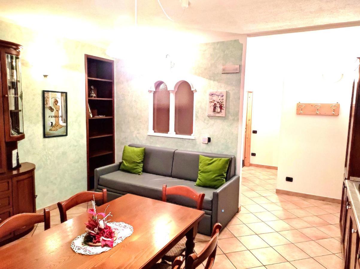 Apartment "Casa Maya" Mezzana  Kültér fotó
